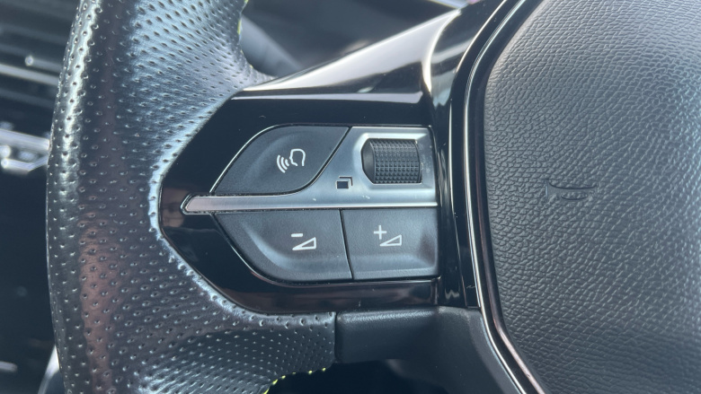 Peugeot 208 1.2 PureTech 100 GT 5dr Petrol Hatchback